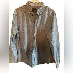 Men’s “American Eagle Outfitters” (blue,white) Plaid long sleeve shirt, size med